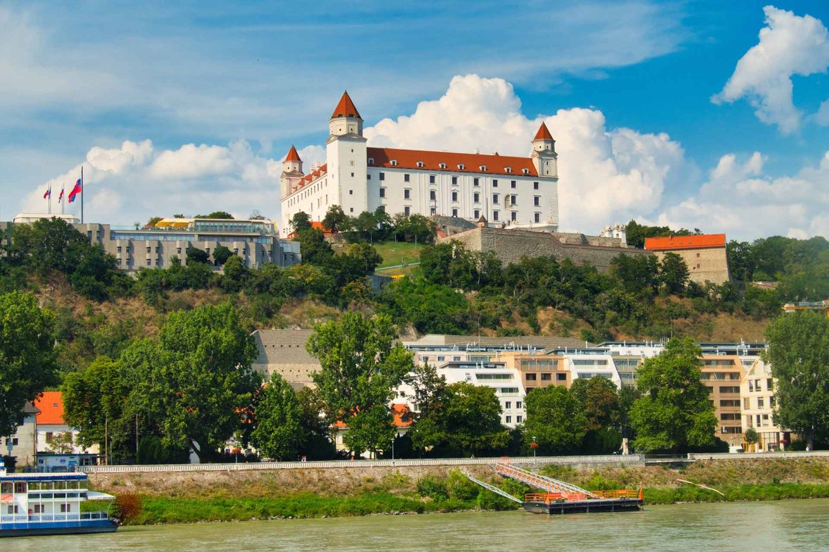 Residence Permit in Slovakia: How to Obtain It in 2026